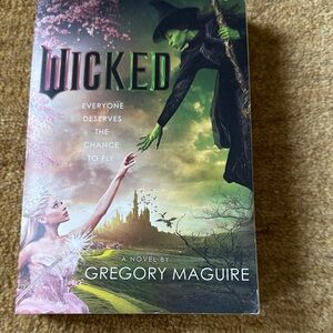 Wicked Novel by Gregory Maguire
